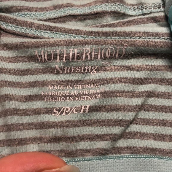 Motherhood Maternity Cami Bundle - Picture 2 of 4